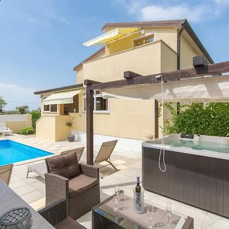 Gimy Villa&App 1 Porec Gedići Kültér fotó